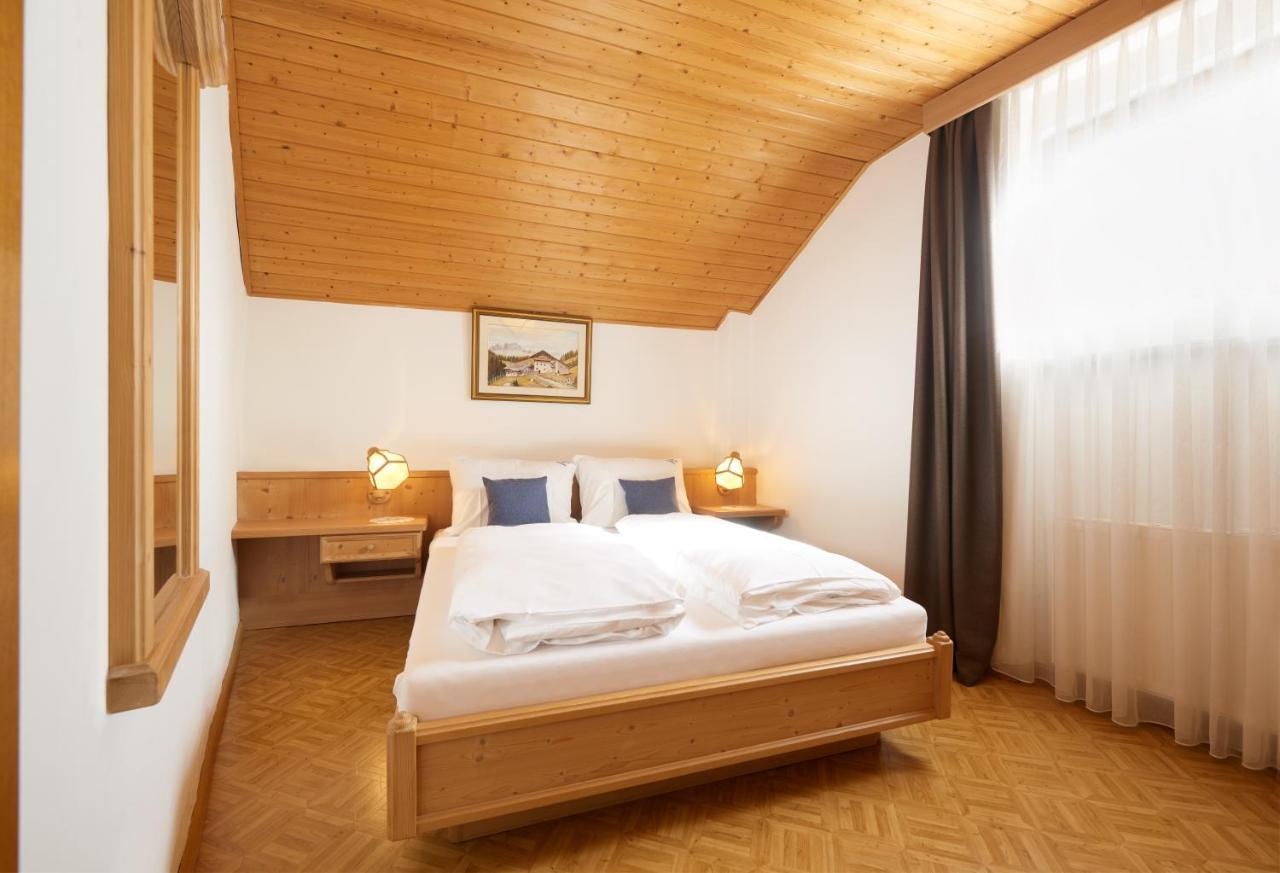 Goldengel Ferienwohnung Im Herzen Kalterns Mit Einer Terasse Zum Verlieben Exterior foto